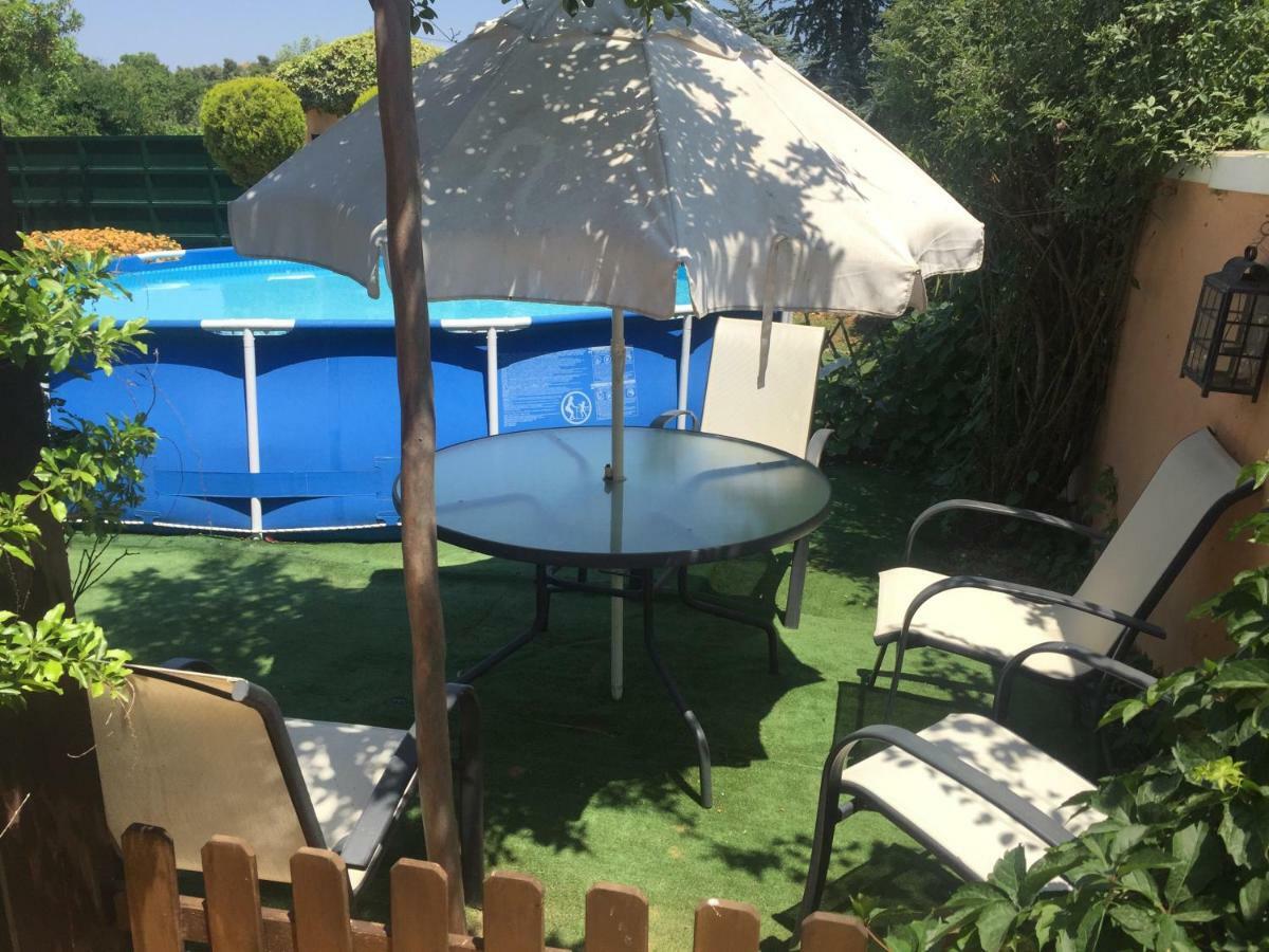 Rafina Great Feeling Villa Exterior foto